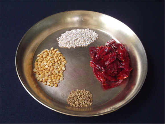 Ingredients for Vankaya Karampettina Koora