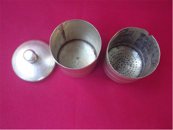 Lower chamber, upper chamber with perforations and lid- top view