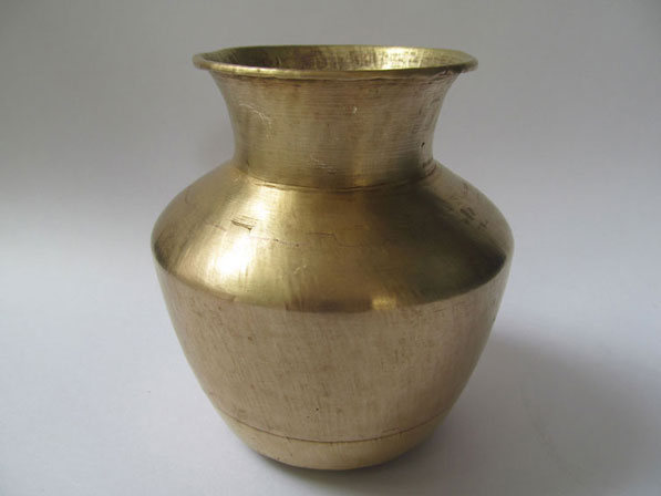 Brass Iyengar Chombu