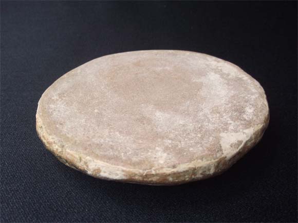 Stone to extract paste