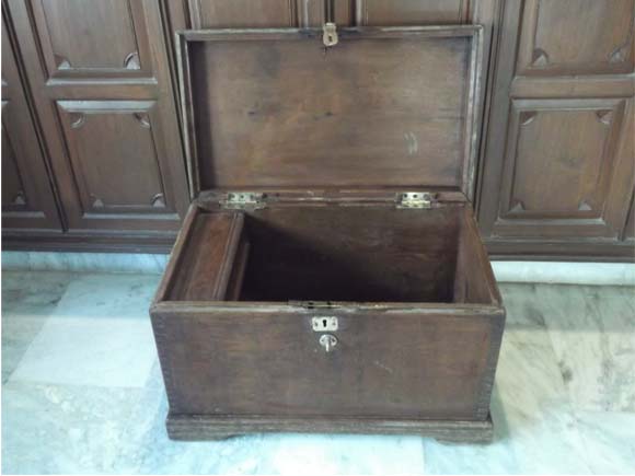 Box in open condition showing the storage space and the left side document compartment